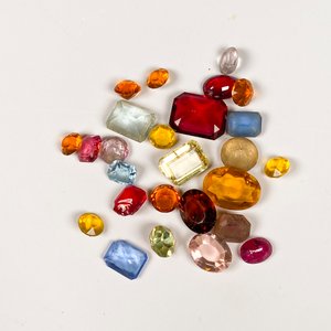 Lote de Piedras Preciosas y Semipreciosas para Joyería - imagen 2