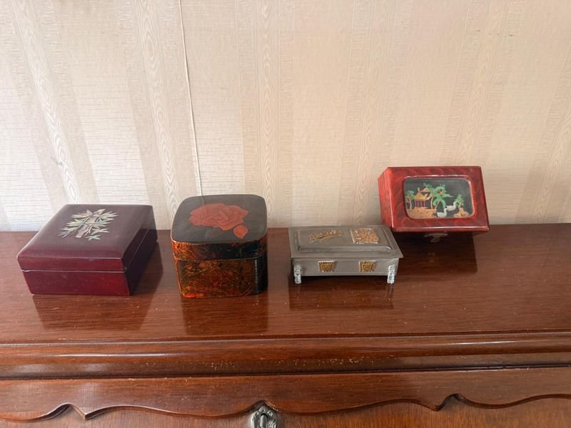 Conjunto de Cajas Decorativas Pequeñas de Madera y Plata