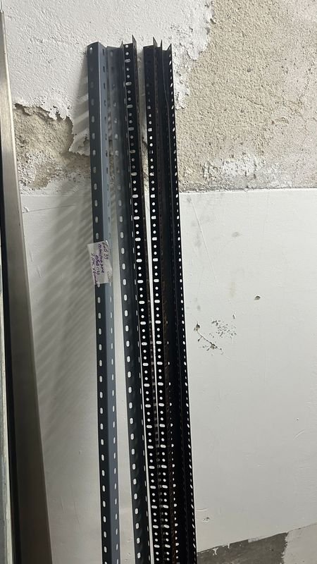 Métal Rack y Perfiles para Estanterías