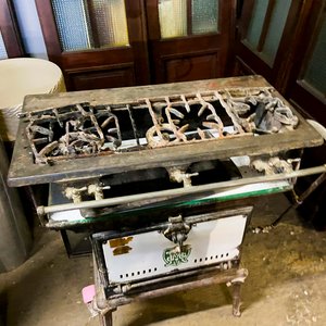 Cocina Quematutti Antigua de Hierro con Horno - imagen 3