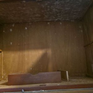 Ropero de Madera Maciza con Puertas Corredizas y Cajones - imagen 7