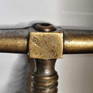 Sacacorchos Italiano de Metal y Bronce Pesado - imagen 3