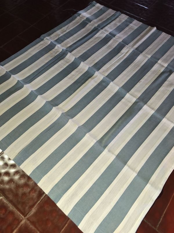 8 Cubremanteles Rayados Blancos y Azules