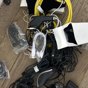 Lote anterior: Lote de Artículos Eléctricos y Cables Varios