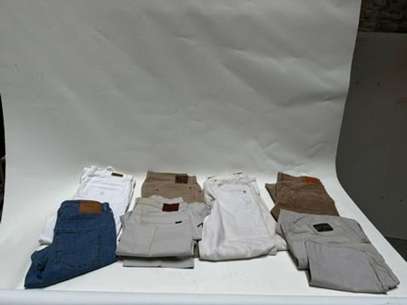 Lote de Jeans y Pantalones de Hombre: Levi's, Polo Jeans y Más