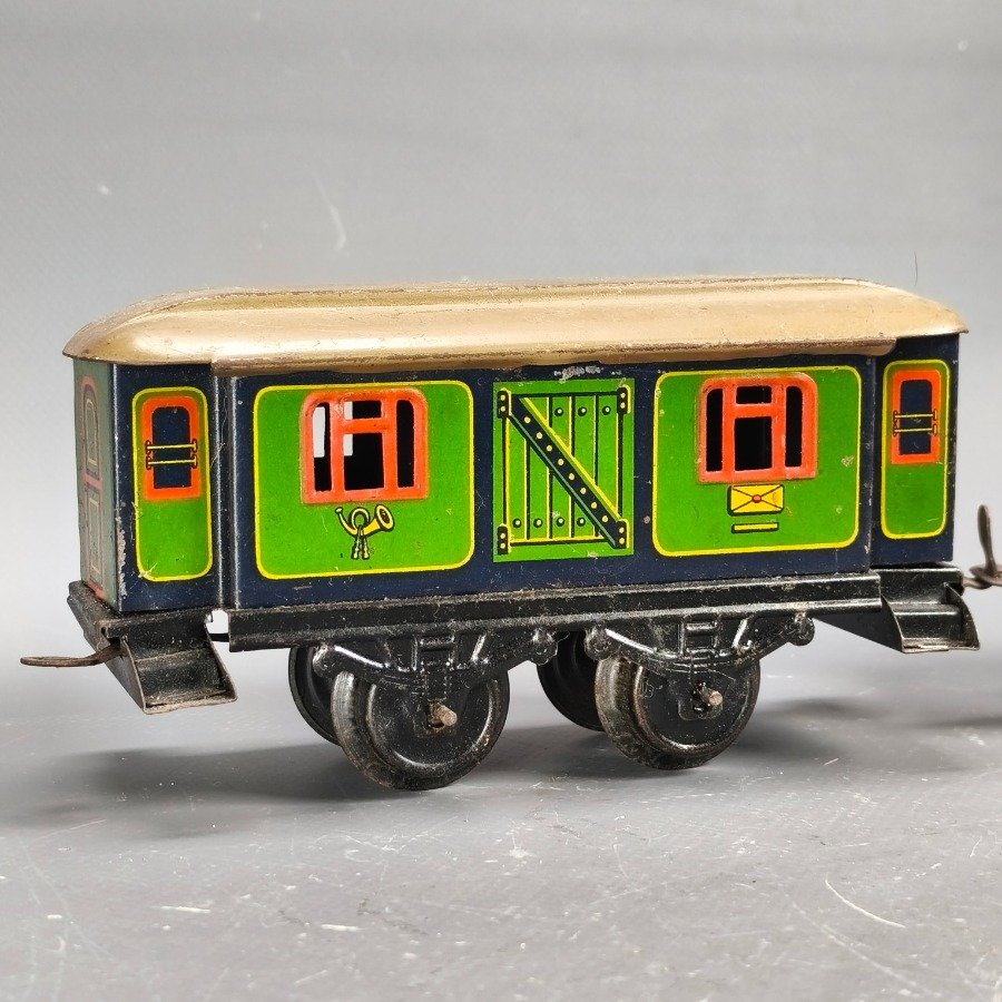 Item 17735 - Image 4