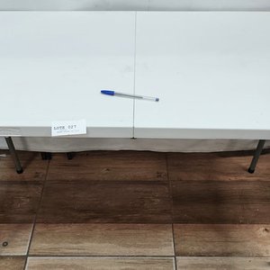 Mesa Plegable Blanca de PVC para Exterior con Estructura Metálica - imagen 4