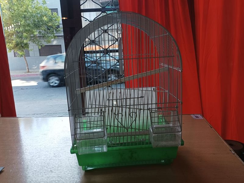 Lote siguiente: Jaula de pájaro para aves con jaula de alambre