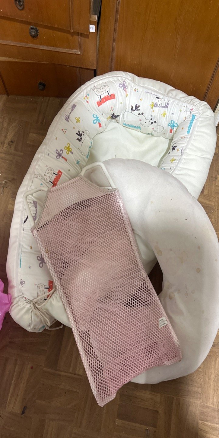 Cojín de Lactancia y Soporte para Bebé con Funda Protectora
