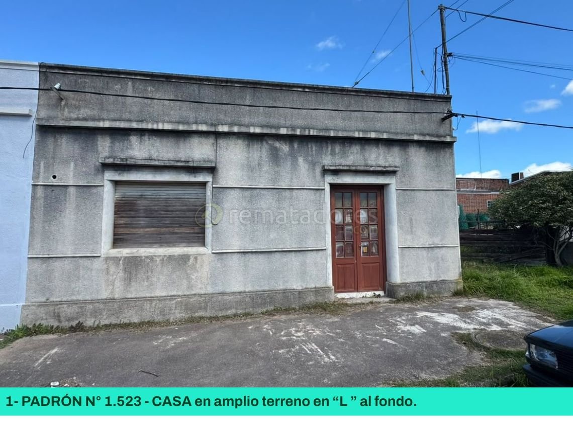Casa a refaccionar en amplio terreno