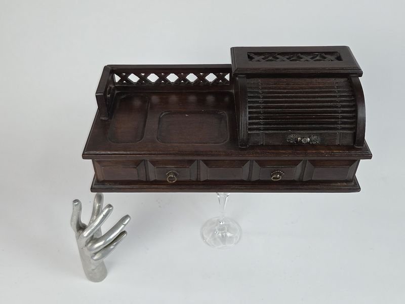 Item 829995 - Image 0