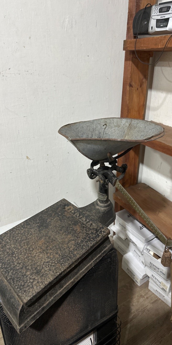 Lote siguiente: Balanza de Precisión para Pesaje