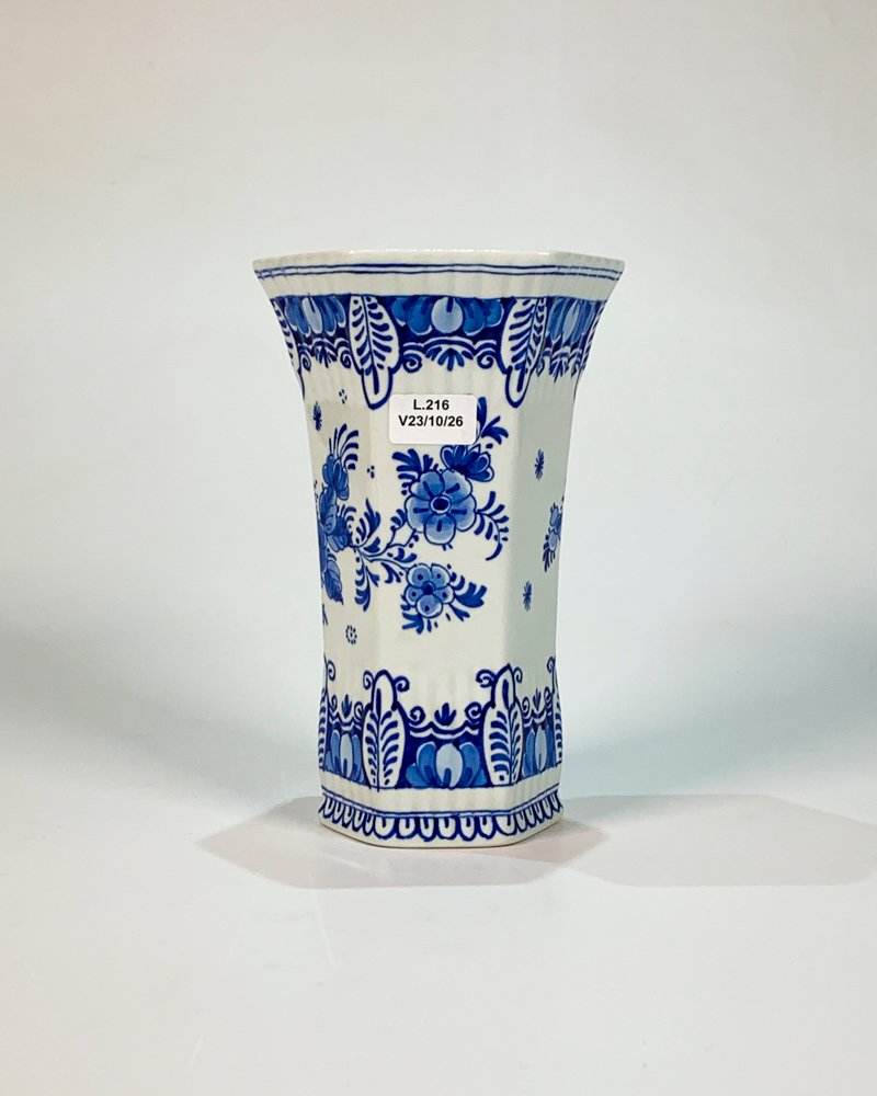 Florero Holandés de Cerámica Blanca con Decoración Floral Azul - Sellado
