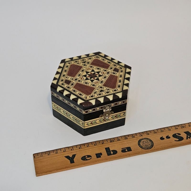 Item 873927 - Image 0