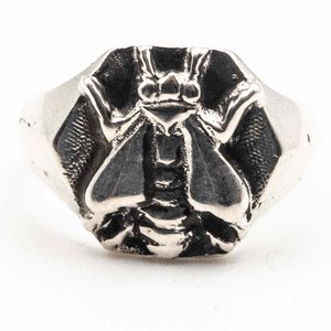 Lote anterior: Anillo de Plata con Diseño de Abeja - 19 mm