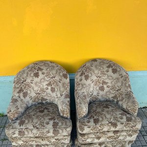 Lote anterior: Par de Sillones Materos con Tapizado Floral en Tonos Marrones