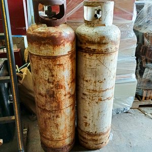 Lote anterior: Dos Tubos de Gas de 45 kg Super Gas