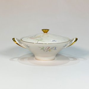 Lote anterior: Guisera de Porcelana Bavaria Edelstein Blanca con Hojas y Espigas