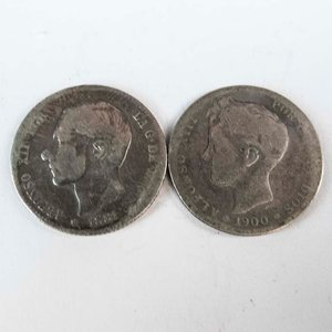 Dos Monedas de Plata de España: 1881 y 1900 - imagen 1