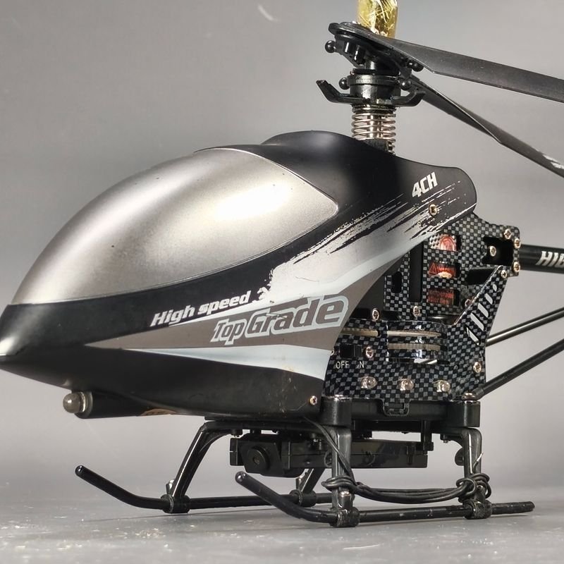 Helicóptero Remoto con Cámara y Control con Pantalla - imagen 10