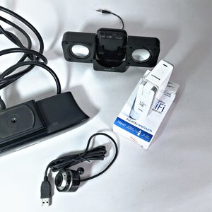 Lote de 5 piezas: Cámaras web, módem y reproductor - imagen 2