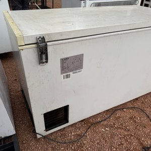 Lote de 4 Freezers James para Service o Repuestos - imagen 3