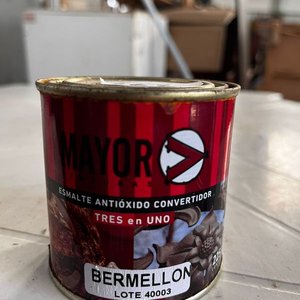 Lote siguiente: Lata de Pintura "Mayor" Bermellón "Tres en Uno" 225 ml
