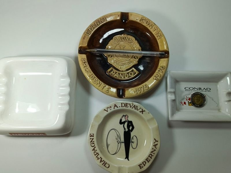 Cuatro ceniceros de loza con publicidad, casino y champagne - imagen 5