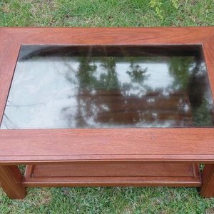 Mesa Ratona Rectangular de Madera con Tapa de Vidrio - imagen 5
