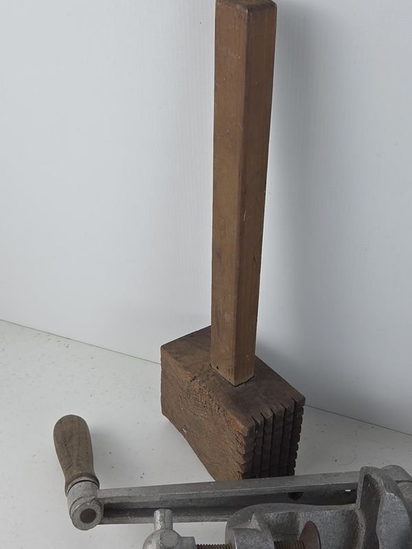 Gran lote de artículos en madera y aluminio para la cocina - imagen 9
