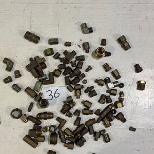 Lote de 100 Piezas de Conexiones y Adaptadores de Bronce - imagen 3