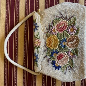 Lote de Bolsos y Sombrero de Ala Ancha Artesanal - imagen 22