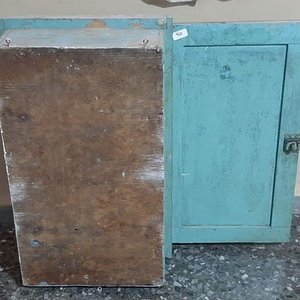 Mueblecito Botiquín de Madera para Colgar, 1 Puerta, Estantes Internos - imagen 3
