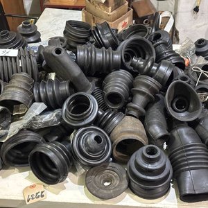 Lote de Fuelles de Goma para Repuesto Automotor - imagen 5