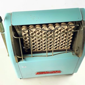 Estufa a Querosene Esmaltada Celeste Antigua - imagen 2