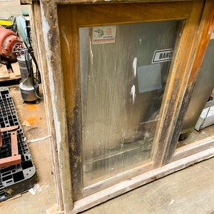 Ventana Antigua de Madera y Vidrio de Dos Hojas - 124x154 cm - imagen 3