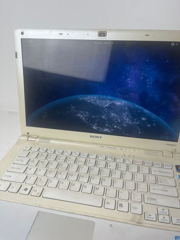 Laptop Sony Vaio con buena condición - imagen 7