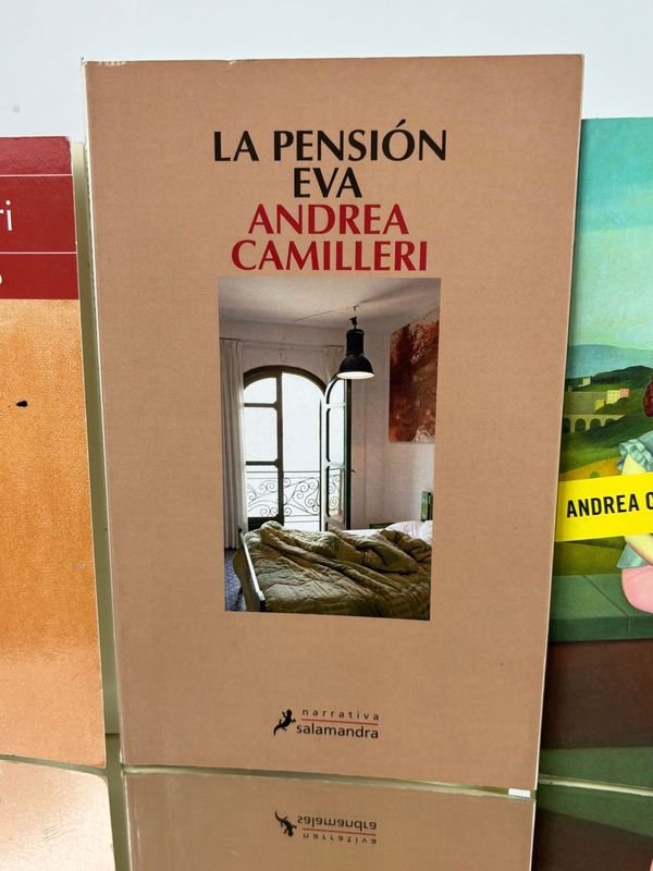 Tres libros de Andrea Camilleri editorial Salamandra - imagen 2
