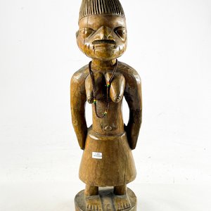 Lote siguiente: Figura Africana de Madera Tallada, 62 cm