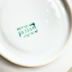 Juego de Té y Café en Cerámica Verde y Blanca con Detalles Florales - imagen 4