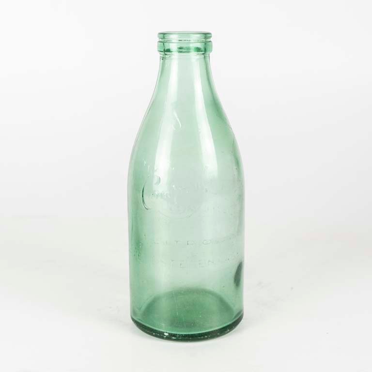 Lote siguiente: Botella de leche Conaprole de 1 L. - Buen estado