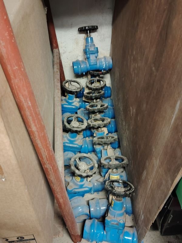 Válvulas de paso de PVC con rueda de mano - imagen 10