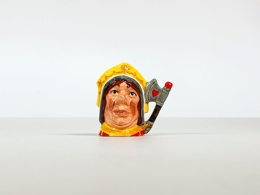 Lote anterior: Jarra inglesa Royal Doulton con motivo de la Reina Roja