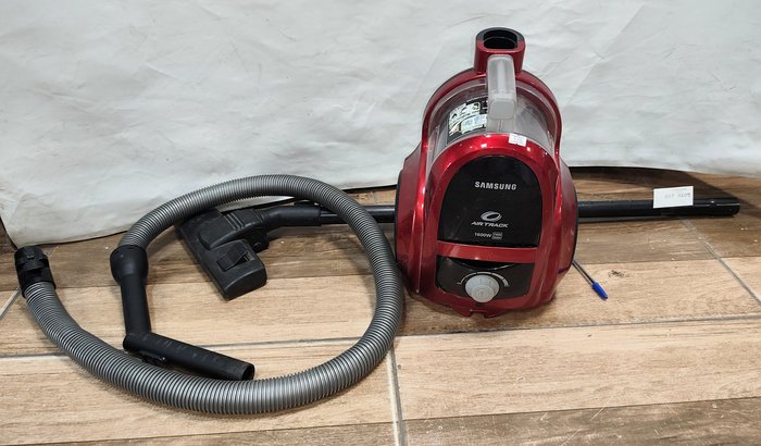 Item 16761 - Image 0