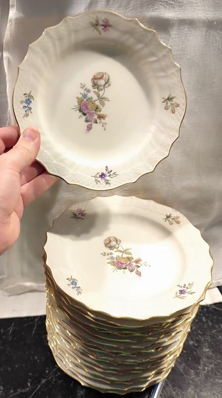 Lote anterior: Platos de porcelana Royal Copenhagen