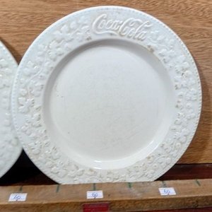Lote de 3 Platos Coca-Cola Coleccionables Blancos - imagen 3