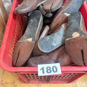 Lote siguiente: Lote de 30 Hormas Antiguas para Calzado en Madera