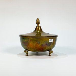 Lote anterior: Centro de Bronce Vintage con Tapa de Garra de León y Pináculo
