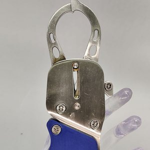 Pinza Sujeta Peces Plegable Acero Inoxidable 304 Profesional - imagen 5