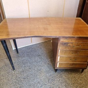Escritorio Vintage de Diseño en Madera con Patas Cónicas y Cajonera - imagen 2